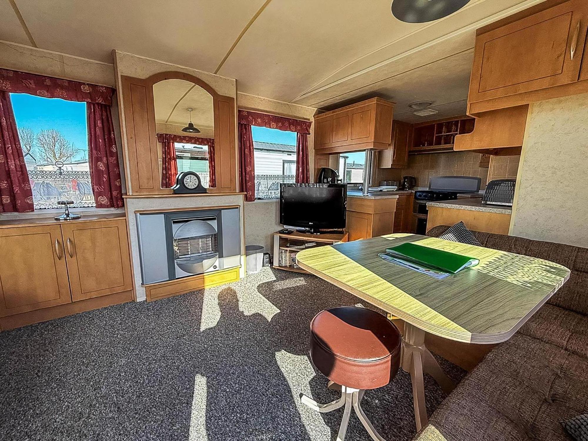 8 Berth Caravan With Free Wifi At Heacham Holiday Park In Norfolk Ref 21008E Exterior foto